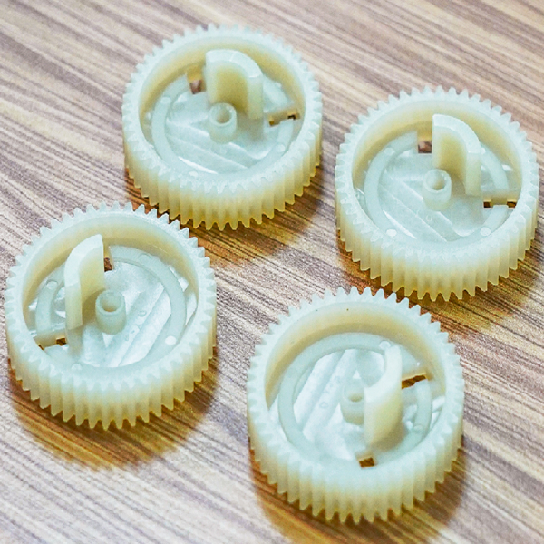 中控锁齿轮